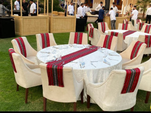 تاجير طاولات